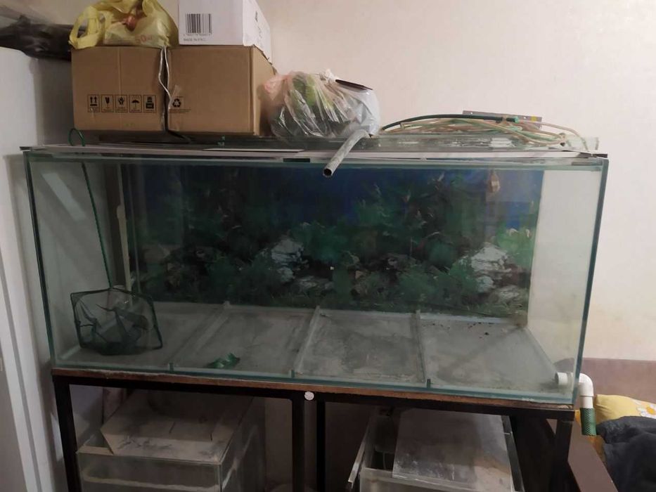 Аквариум для рыбок на 400л, толстое стекло