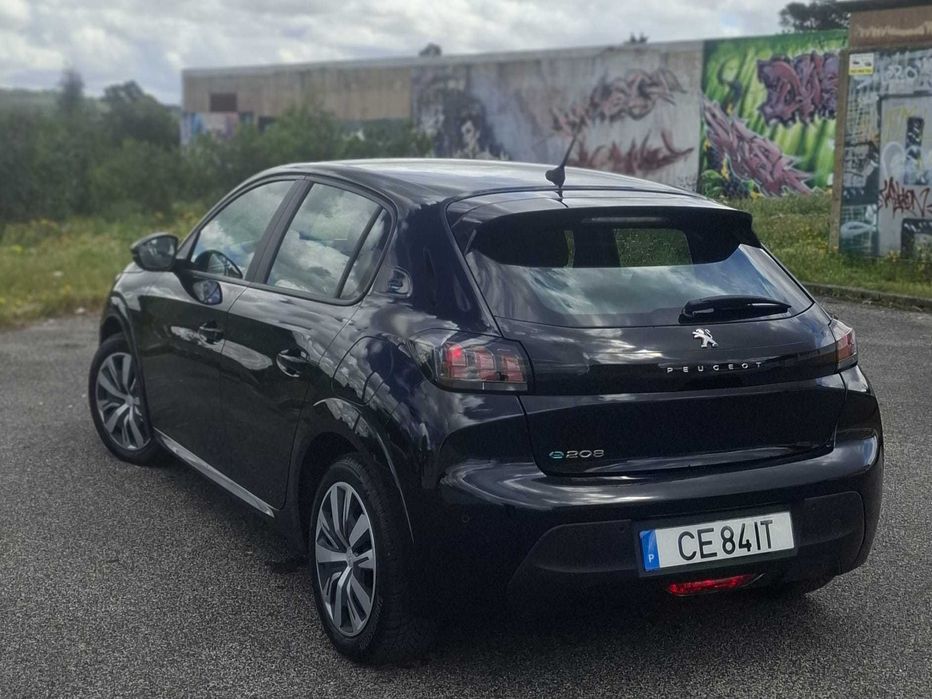 Peugeot e-208 50Kw Active Pack