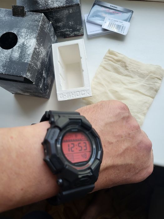 Casio G SHOCK GD-010BBR-1ER топовий в лінейці