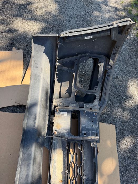 Dodge RAM 2500 DR Zderzak przedni kompletny