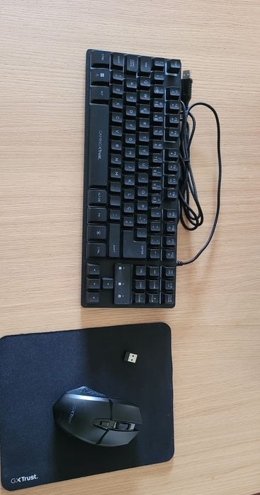 Teclado + Rato wireless + Tapete