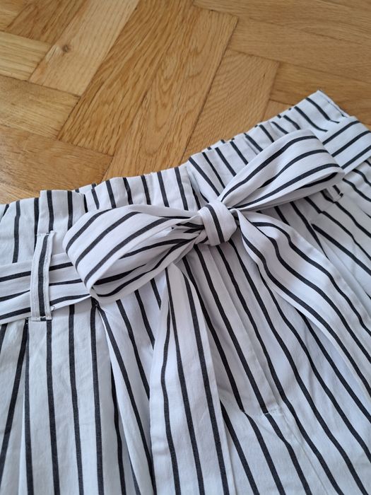 Damskie spodenki w paski reserved