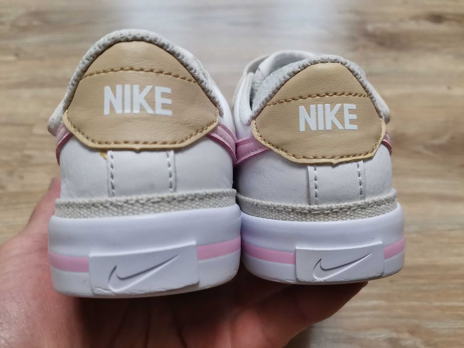 Продам кросівочки Nike Court Legace 30 розміру.