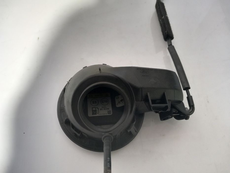 Tampa depósito combustível FORD Tourneo Courier Kombi I