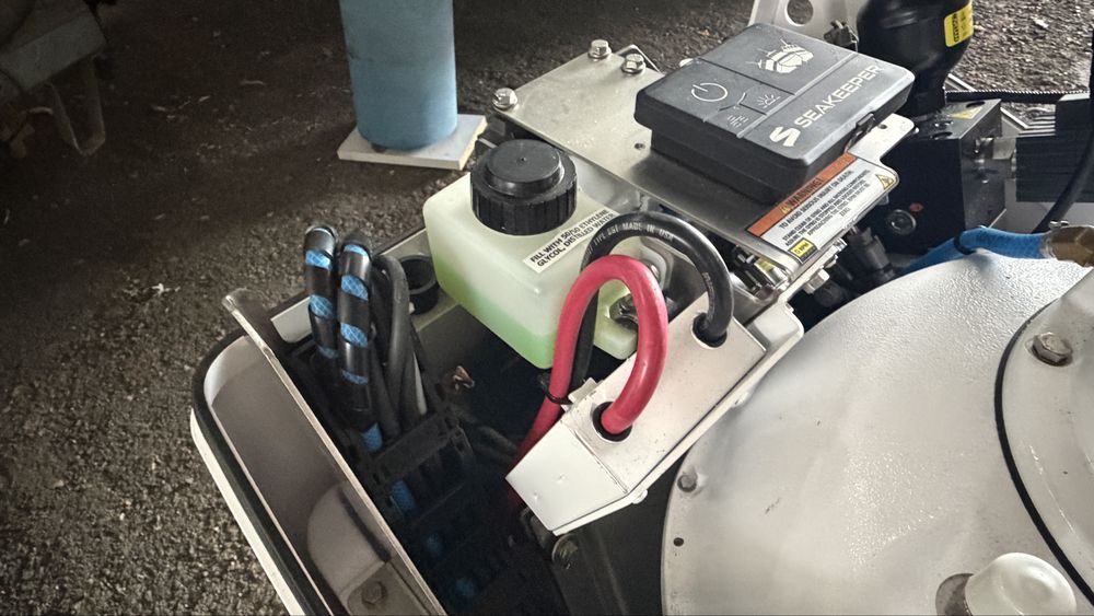 Barco estabilizador Seakeeper até 30 pés