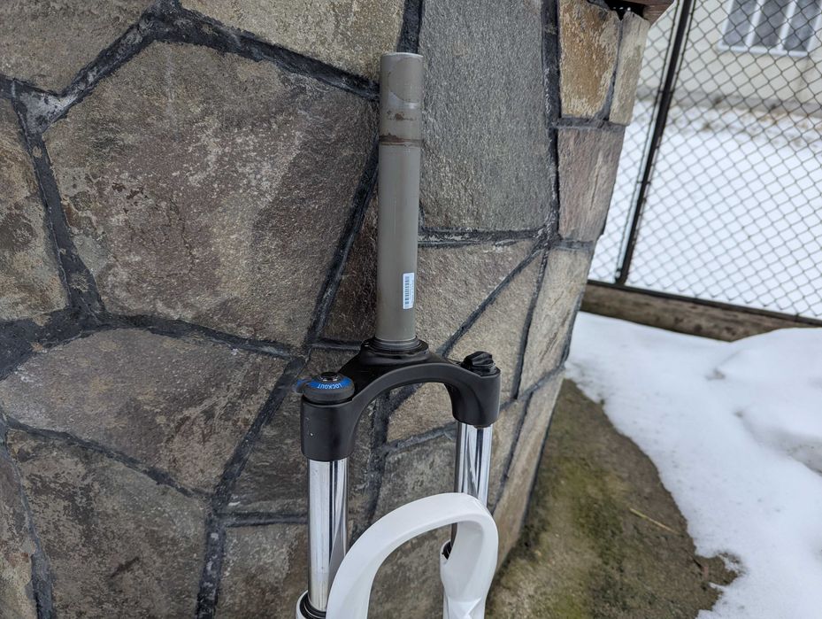 Вилка Rock Shox Dart 2