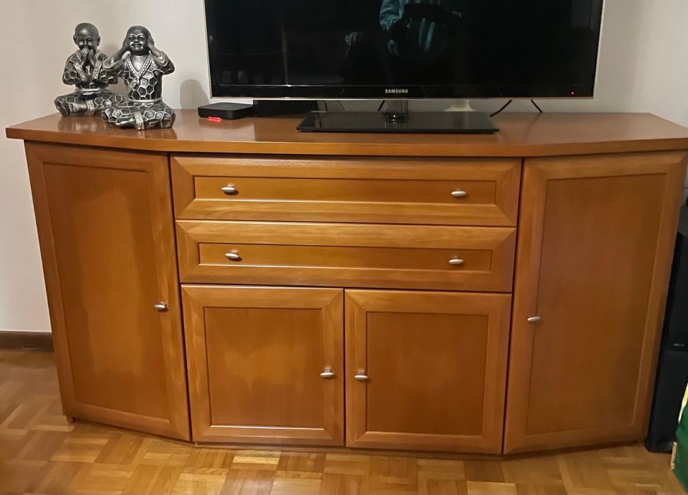 Vendo Mobilia (1 móvel tv, 1 móvel sala) +Sofá