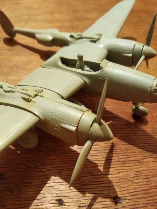 Редкая модель самолет Lockheed P-38 истребитель игрушка