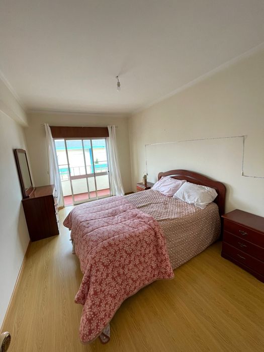 Quarto para arrendar solteiro