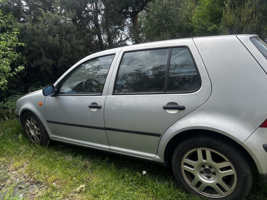 Golf 4 1998r hatchbabck