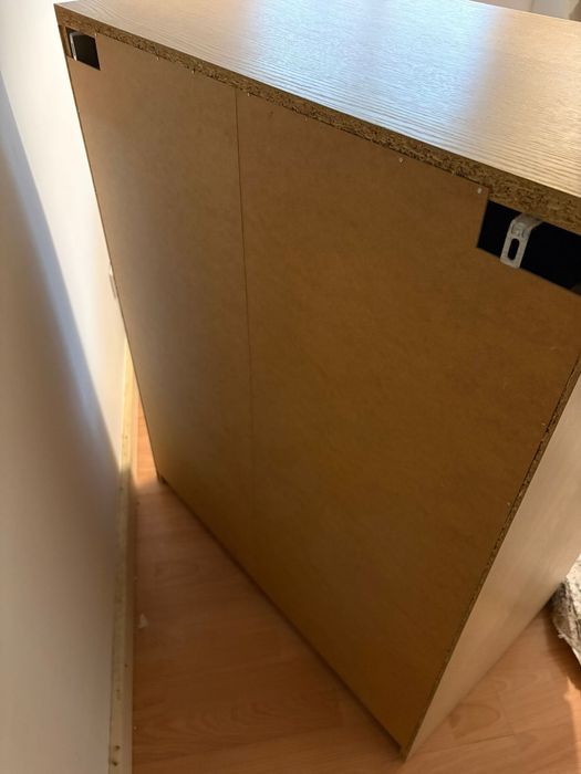 Comoda com 4 gavetas