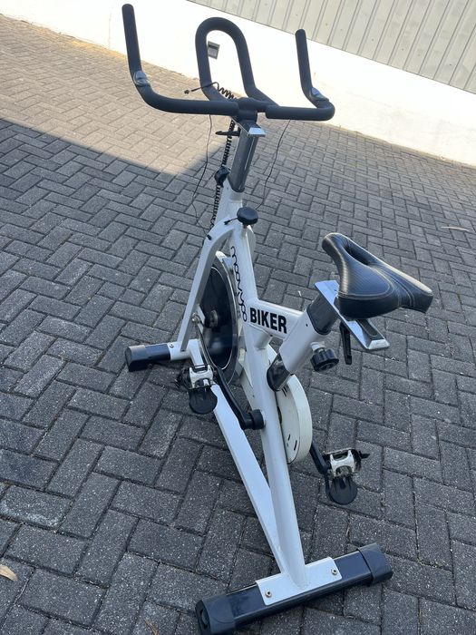Bicicleta interior Cycling semi pro