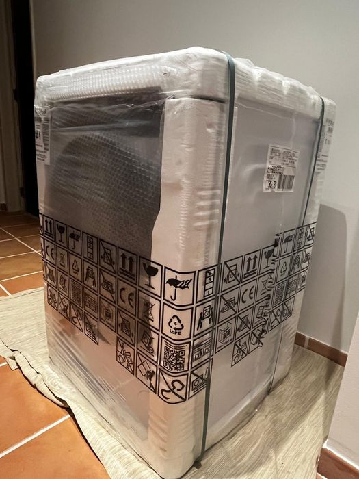 Maquina de Lavar Roupa Whirlpool Nova e embalada