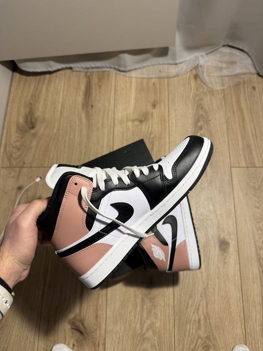 Nike Air Jordan 1 Mid – r. 41 – stan bdb