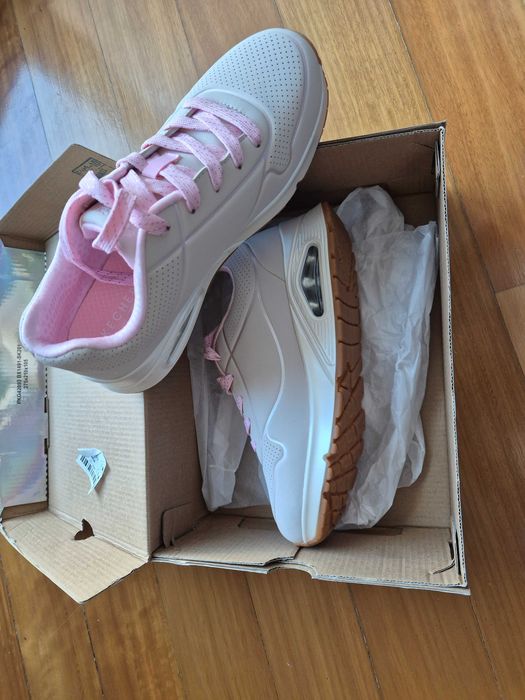 Sapatilhas Skechers Novas – Nunca Usadas