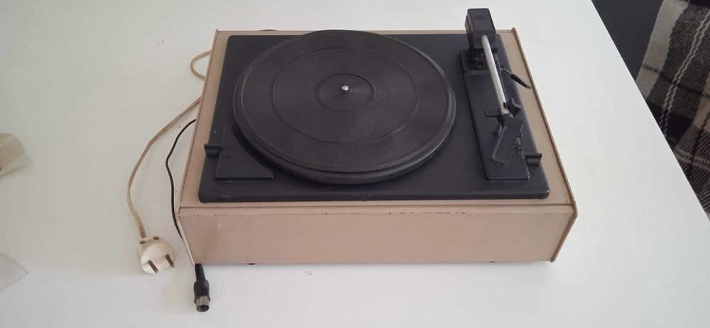 програвач грамплатівок