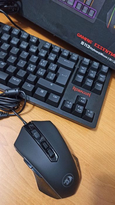 Ігровий комплект Redragon Gaming Essentials S113-KN, що складається з