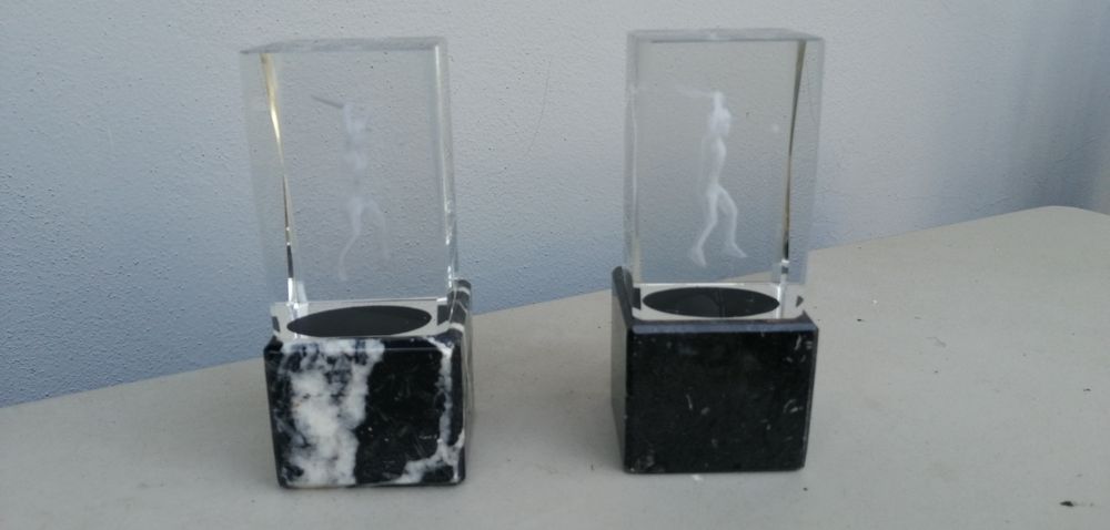 Estatuetas/ Pisa papéis