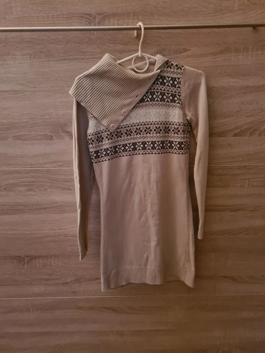 Sweterek  rozmiar XS