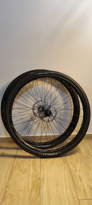 Koła gravel karbonowe Easton EC70 AX Disc z tarczami i oponami