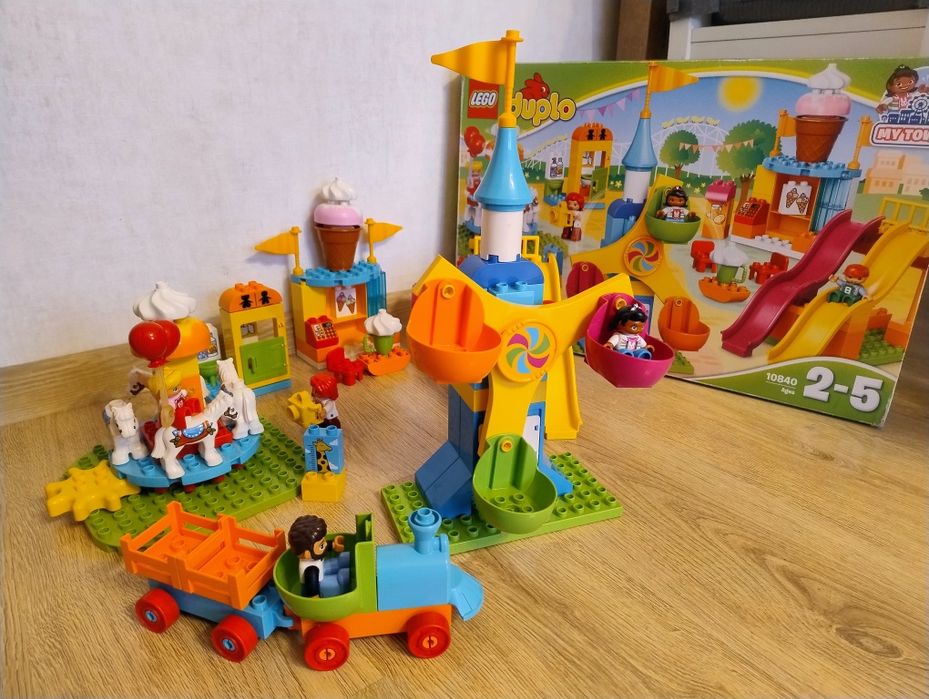 Duplo 10840 Wesołe Miasteczko