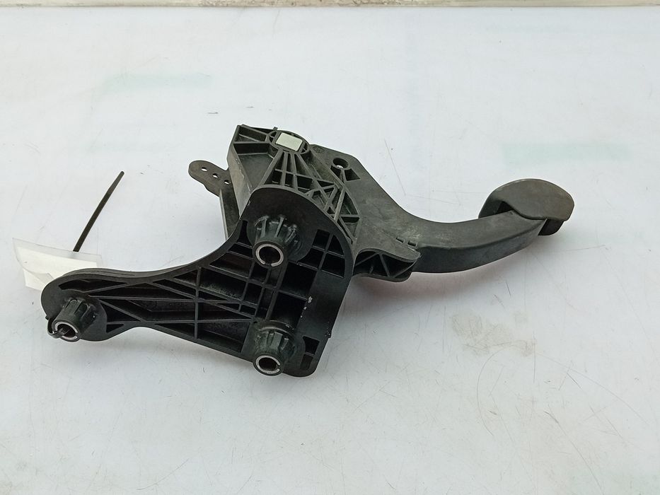 Pedal da embraiagem OPEL Corsa F