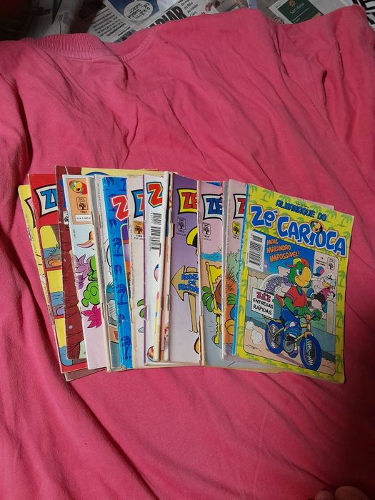 Lote 14 revistas e 2 albuns do Zé Carioca novíssimos