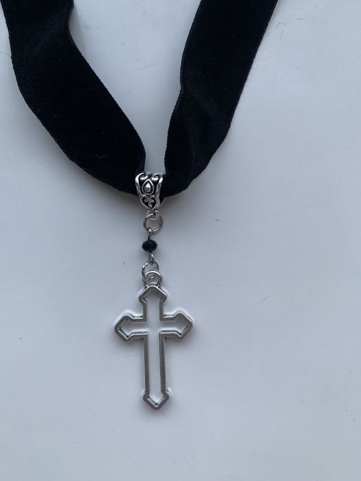 Naszyjnik hoker krzyż