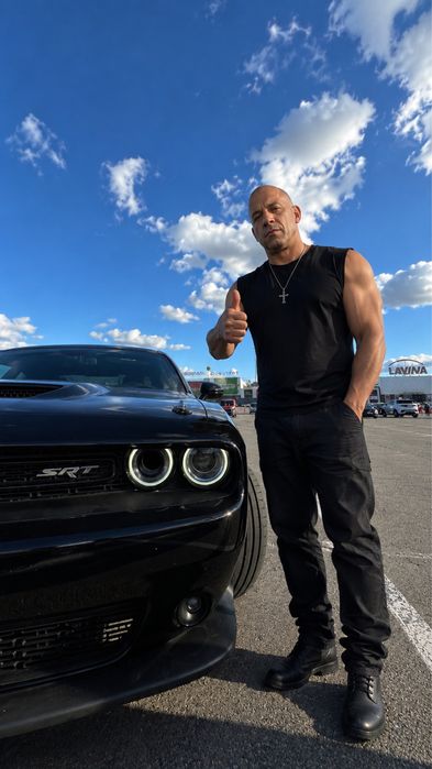 Dodge Challenger  SRT