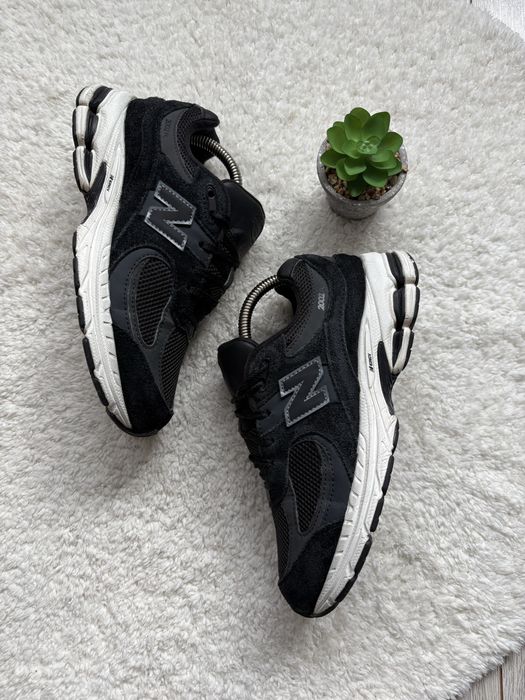 Женские Замшевые Кроссовки New Balance 2002R 38р(23.5см)