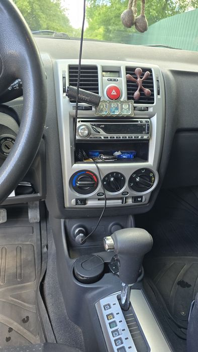 Hyundai Getz 1.4 Автомат. НОВЫЙ МОТОР (Капиталка)! 2 комплекта НОВОЙ резины!