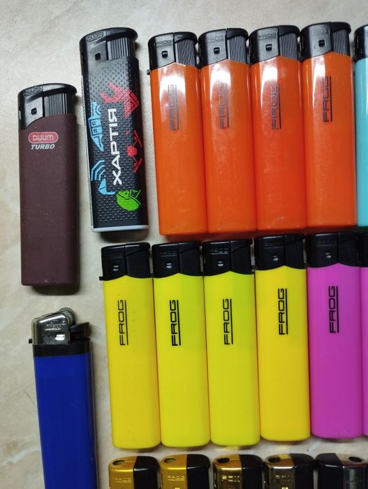 Продам зажигалки