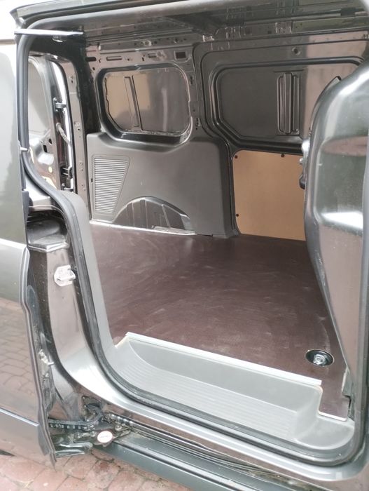 Podłoga, zabudowa FORD CONNECT, FIAT DOBLO