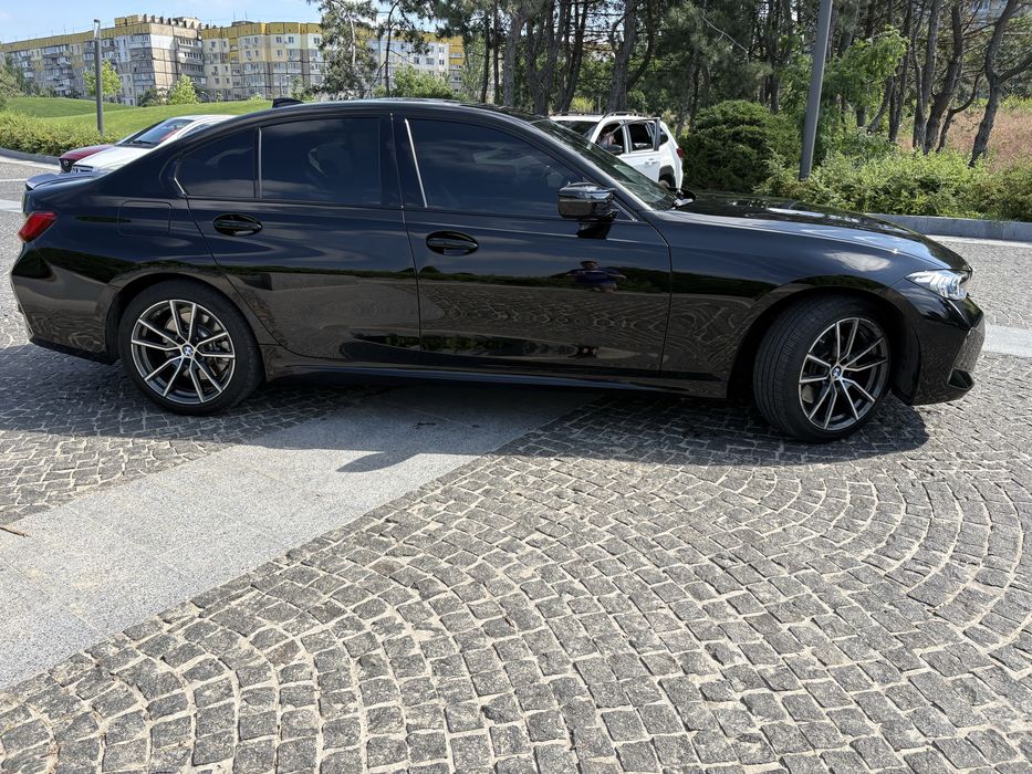 BMW 3 Series 2019 VIN 3MW5R7J02L8B23132 фото оголошення 17 з 24