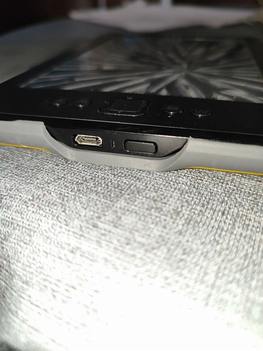 Продам електронну книгу Kindle