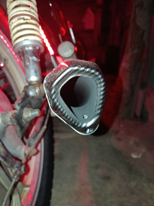 Вихлоп Acrapovic майже новий