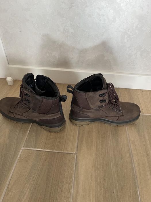 Продам черевики Ecco