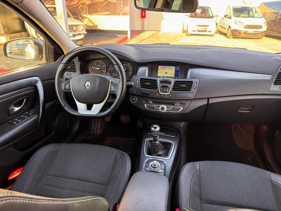 RENAULT LAGUNA BREAK 2.0 DCI 150 CV BLACK LINE
