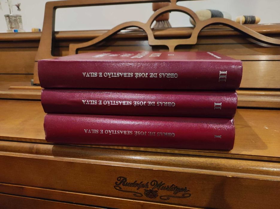 Obras de José Sebastião e Silva (I, II e III)