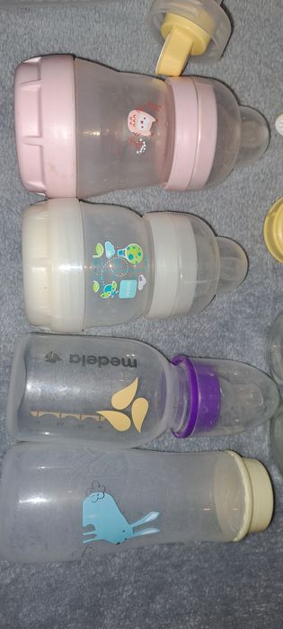 Бутилочки дитячі