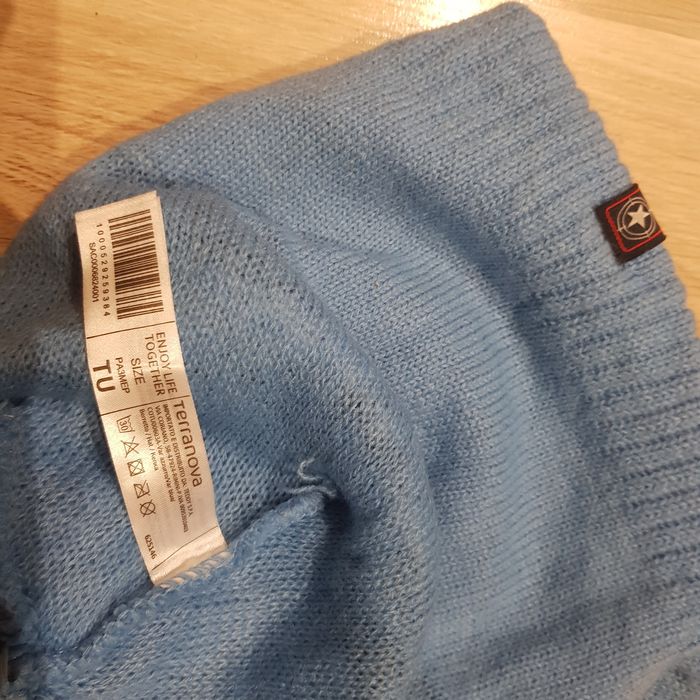 Czapka z pomponem, TERRANOVA