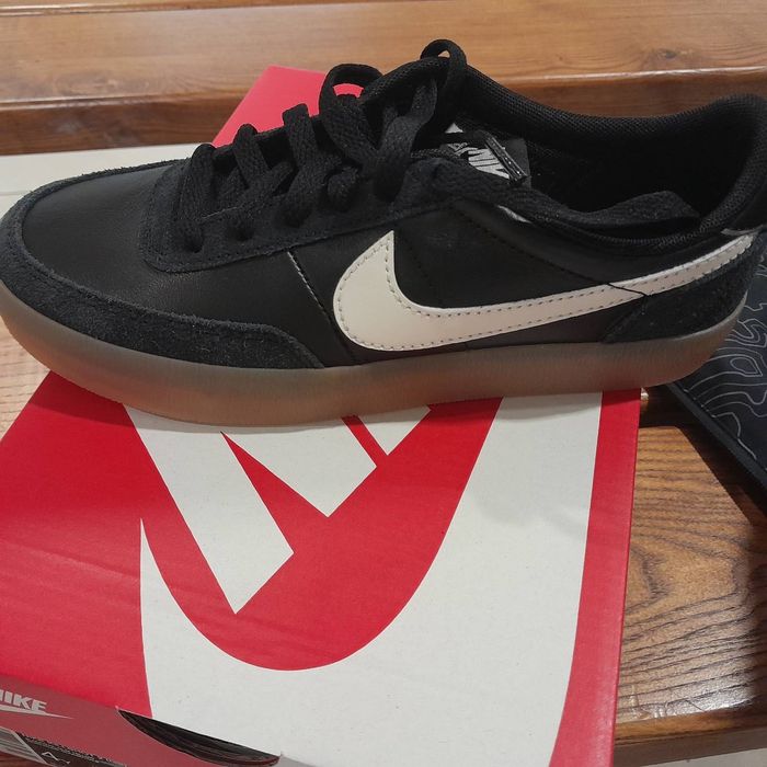 Нові кросівки Nike Court Low