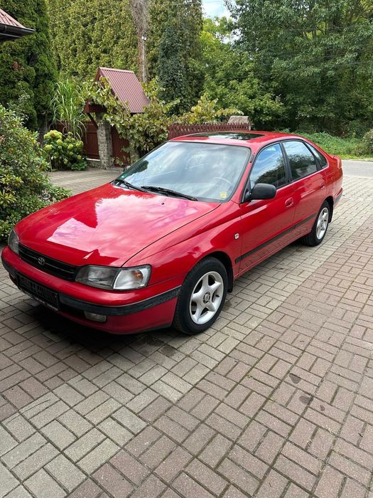Toyota Carina