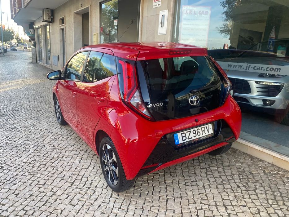Toyota Aygo 1.0 X-Play+X-Touch