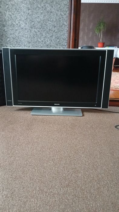 Телевізор PHILIPS