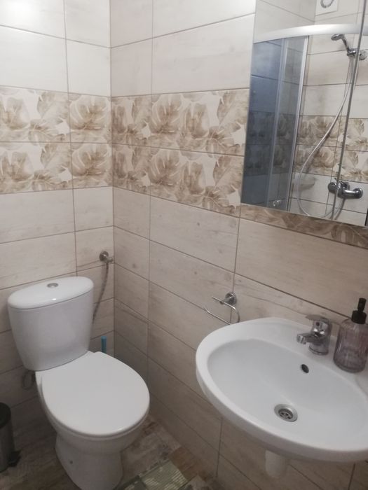 Noclegi dla pracowników w centrum Chęcin