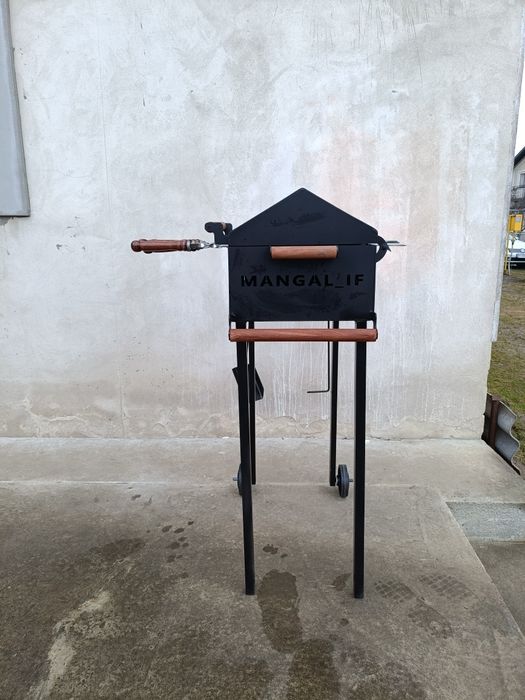 Мангалм 4мм гриль барбекю на колесах на 11 шампурів