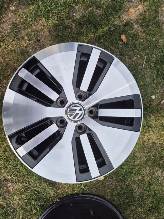 Felgi golf 7  stan bardzo  dobry jak nowe Polecam