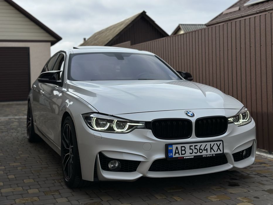 Продам БМВ F30 2013-2014