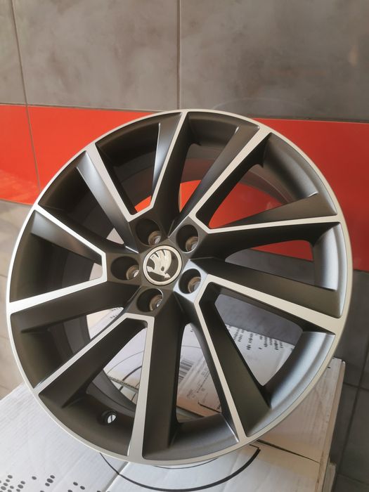 Nowe! Oryginał Felgi 17" 5x100 Skoda Camiq Scala Romster Fabia VW T-Cross Świdnik montaż